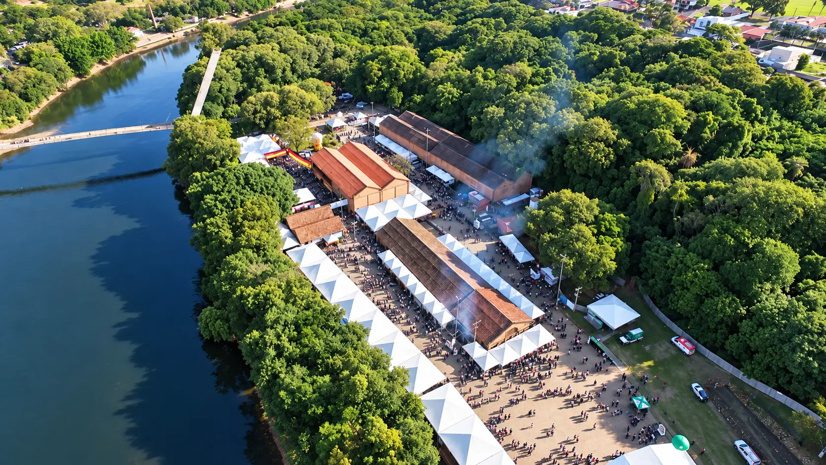 Megaestrutura para eventos corporativos ao ar livre
